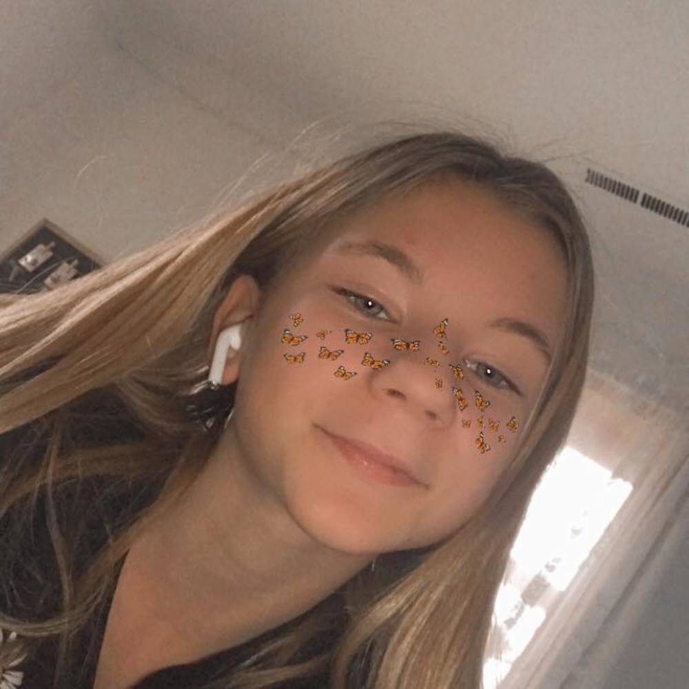 Meet your Posher, Madelynn
